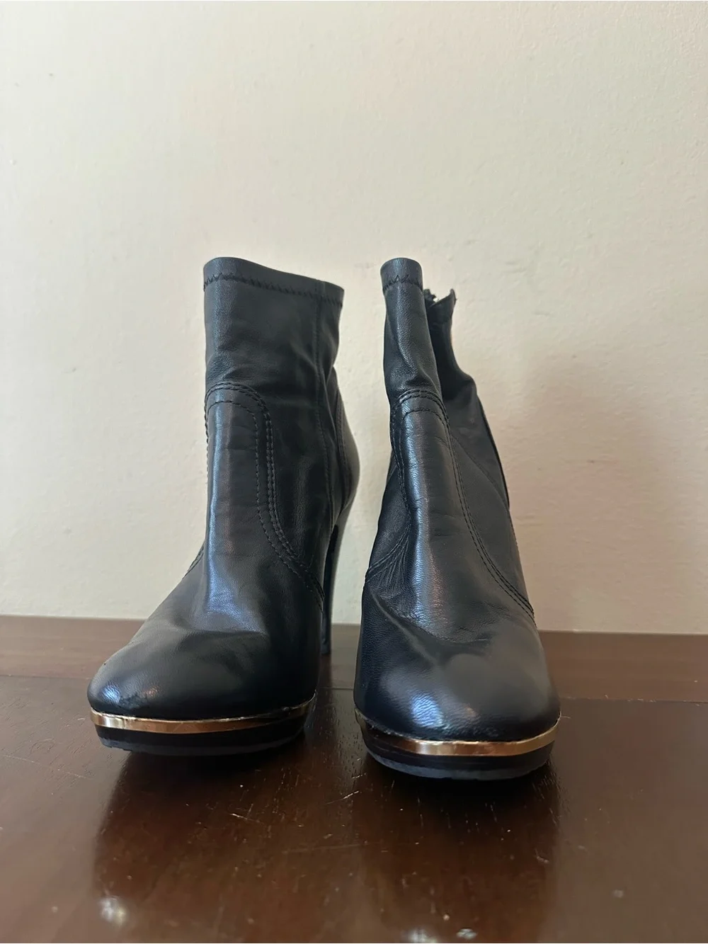 Tory Burch Melrose Black Leather Heeled Ankle Boots with Gold Accents, Sz 8